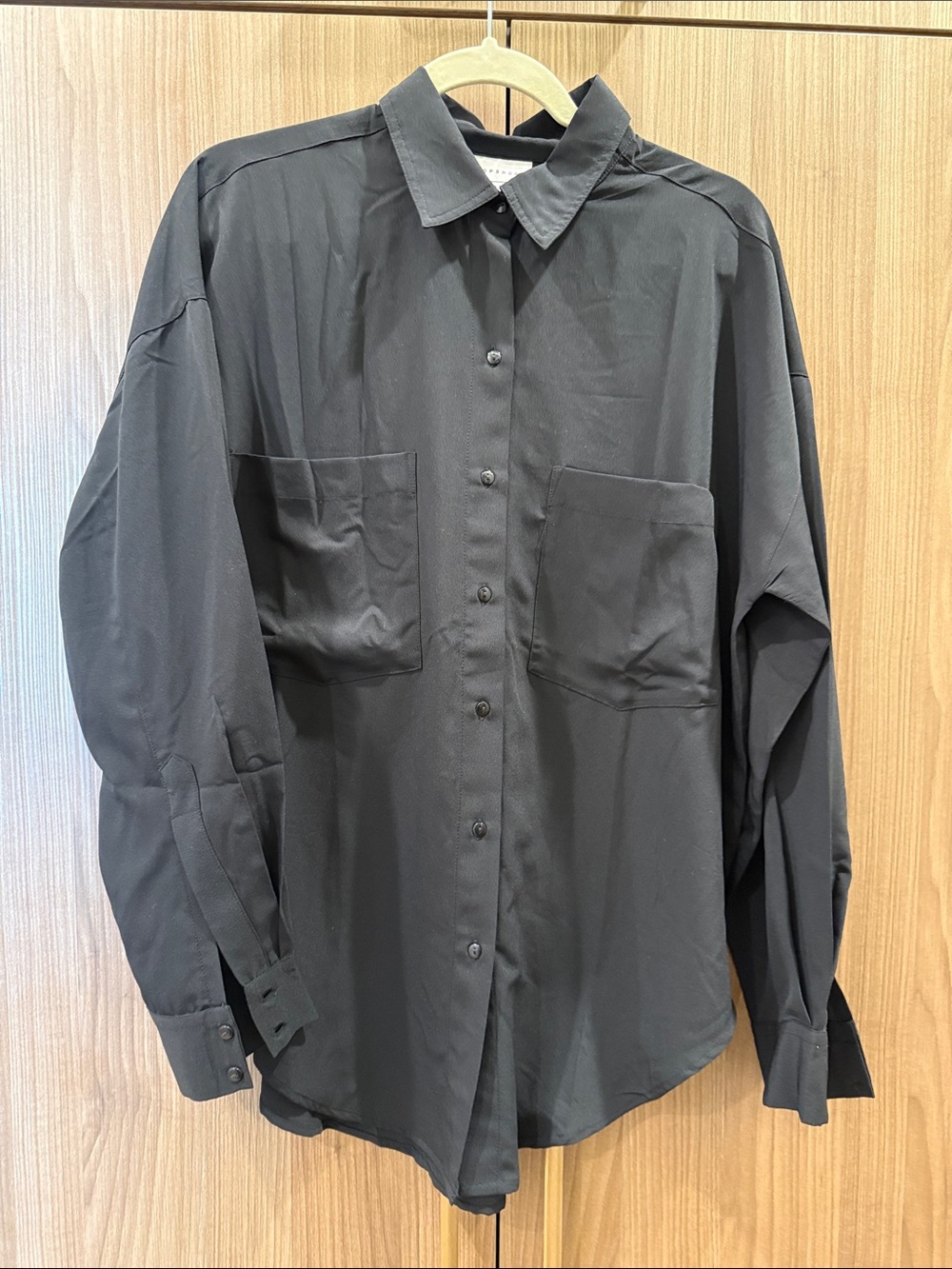 Topshop Black Women’s  Long-Sleeve Button-Down Shirt